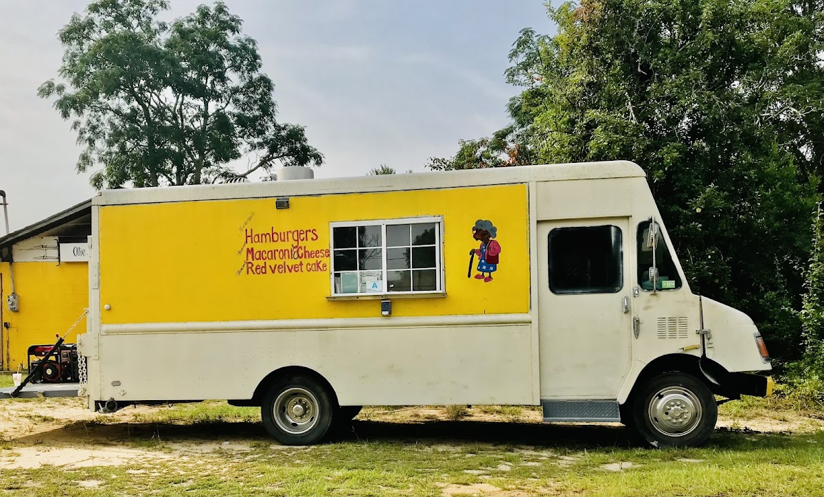 Banner Ollie Mae's Soul Food 03