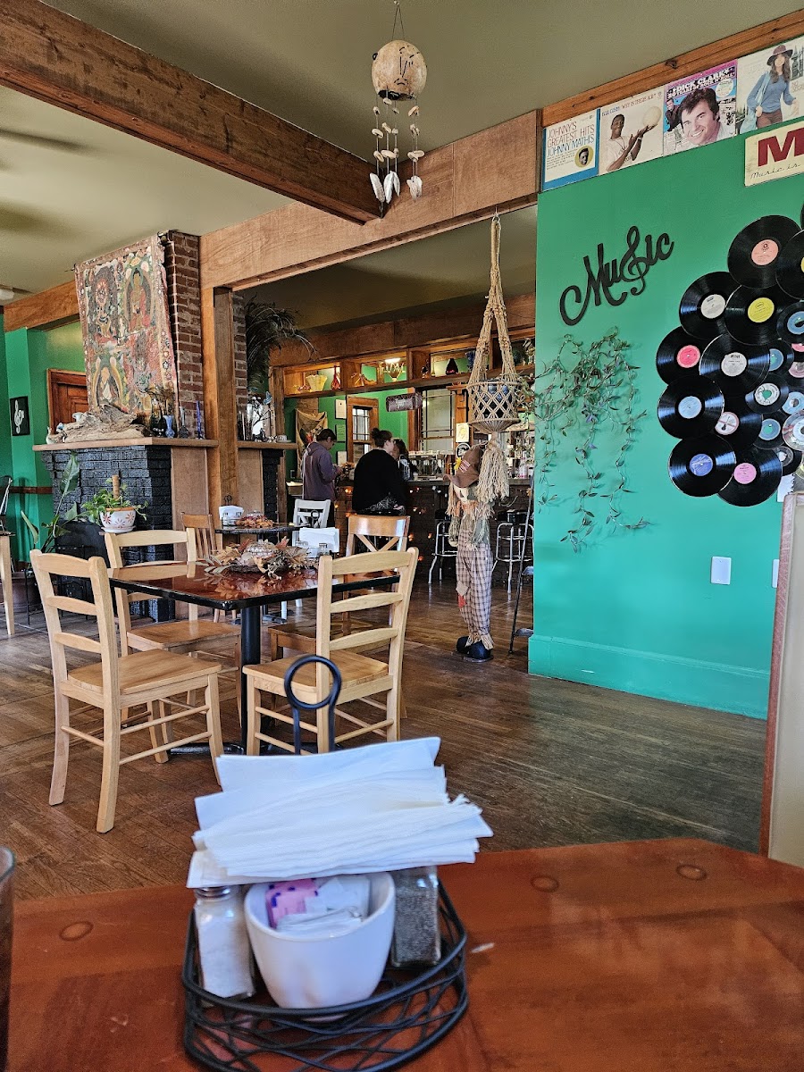 The Edge Southern Cafe